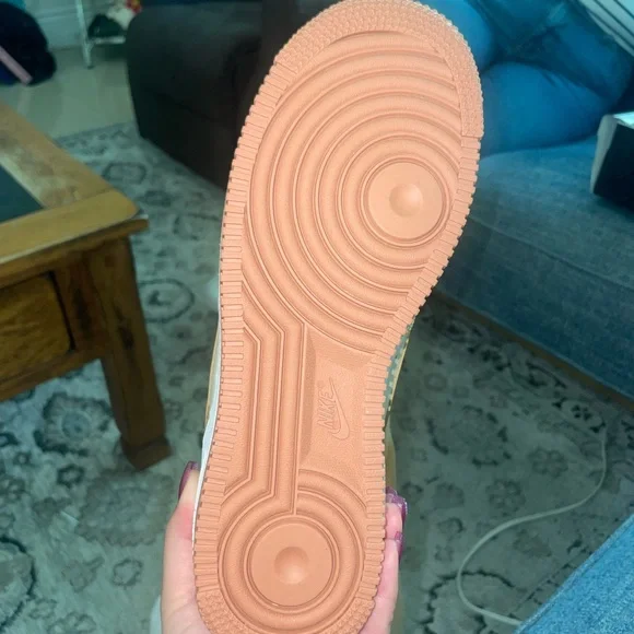 Nike Kids Beige and Brown Sneakers - Picture 3 of 3